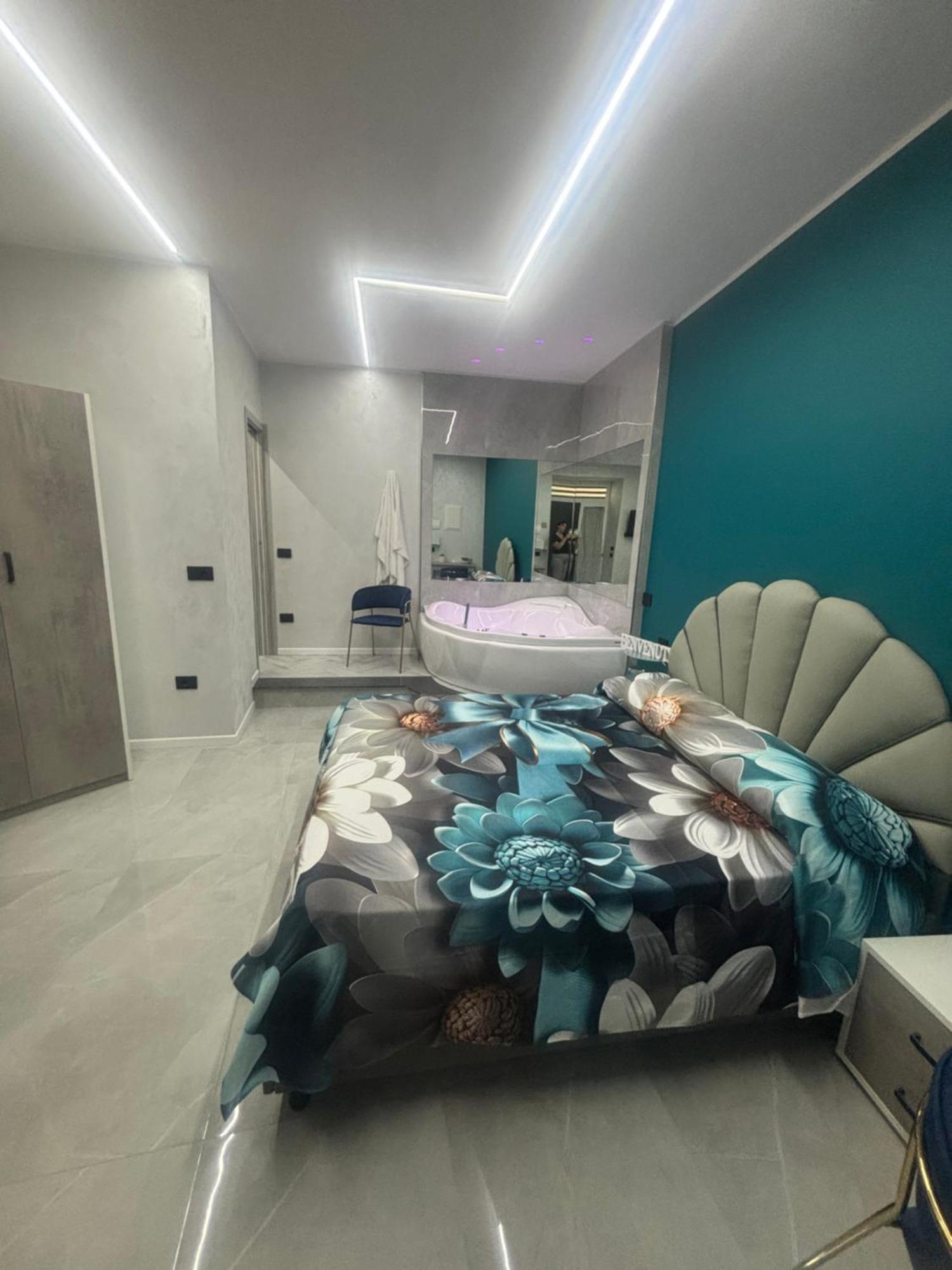 Апартаменти Kekka House Briante Неаполь Екстер'єр фото